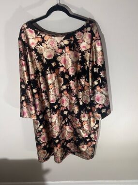 Maree Pour Toi Women's metallic & Black Floral Shift Dress with Pink Rose Print